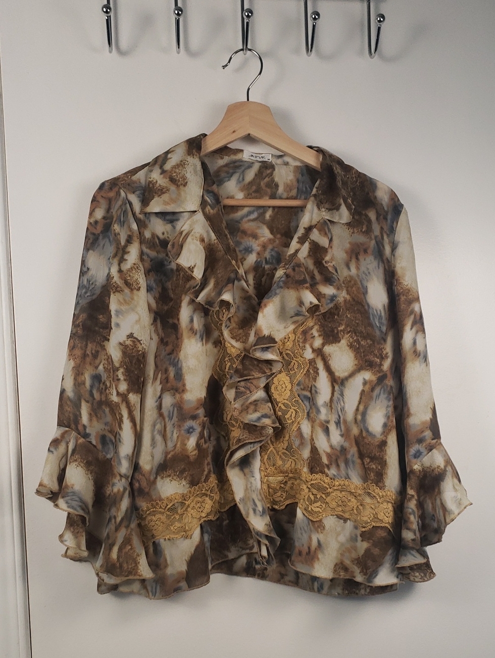 Jaipur Y2K Romantic Ruffle Lace Blouse – Abstract Brown Print Size Medium